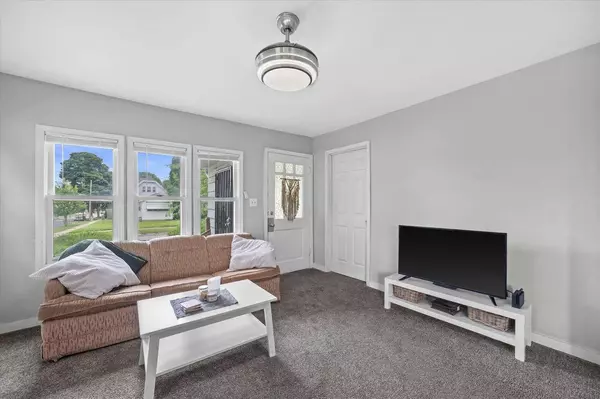 2579 N 58th STREET, Milwaukee, WI 53210