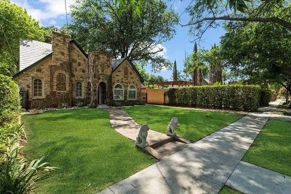 5322 Denton Drive, Dallas, TX 75235