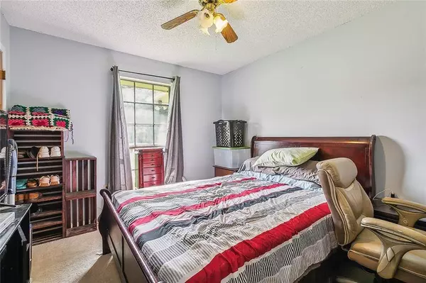 13951 SPREADING OAKS DR, Baton Rouge, LA 70818