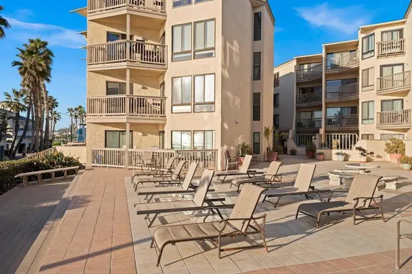 4465 Ocean Blvd. #42, San Diego, CA 92109