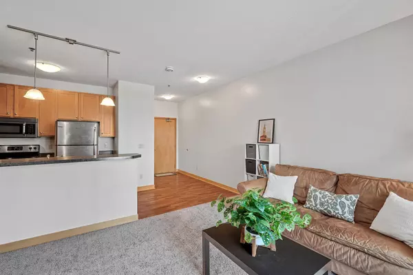 2900 University AVE SE #400, Minneapolis, MN 55414