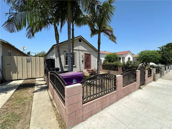 271 E Louise ST, Long Beach, CA 90805