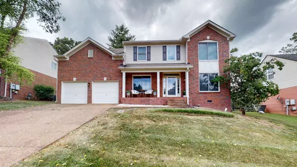 808 Chandler Grv, Hermitage, TN 37076