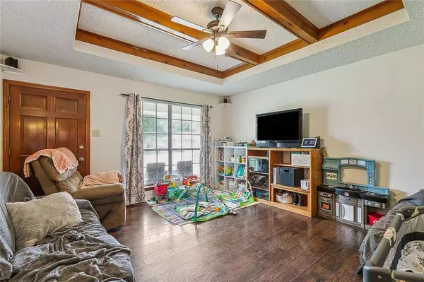 13951 SPREADING OAKS DR, Baton Rouge, LA 70818