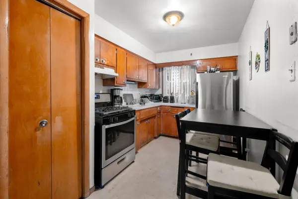 4301 W 63rd Street, Chicago, IL 60629