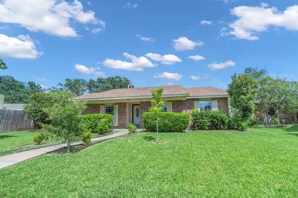 3138 Barton Road, Carrollton, TX 75007