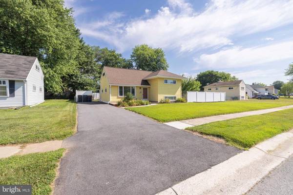 126 BROOKSIDE BLVD, Newark, DE 19713