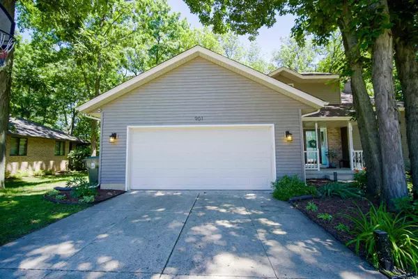 901 Broadway Drive, Sun Prairie, WI 53590