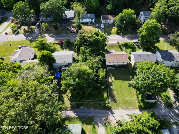 1012 Farragut Ave #1012, Knoxville, TN 37917