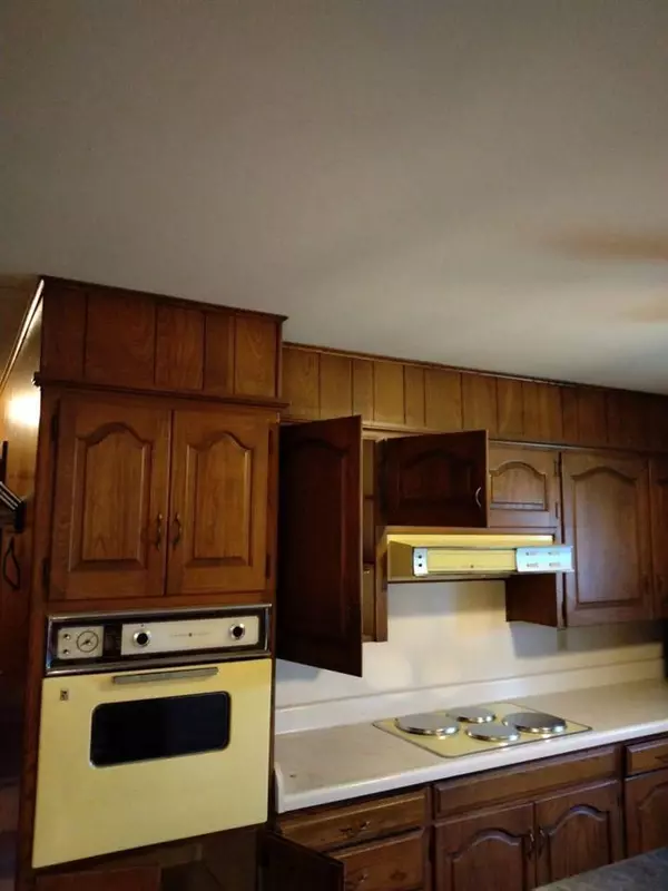 402 S Maple, Grandfield, OK 73546