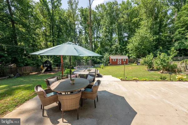 5631 EASTBOURNE DR, Springfield, VA 22151