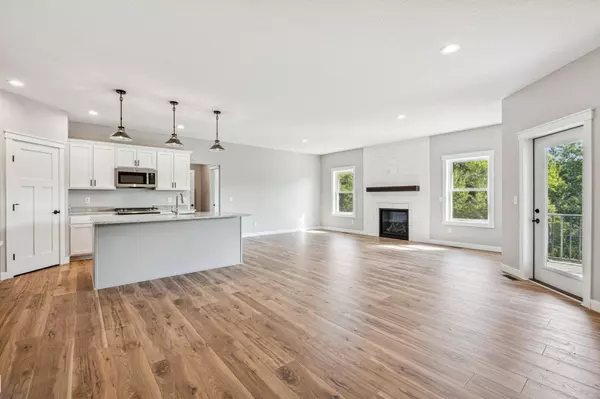 1840 90th ST, New Richmond, WI 54017