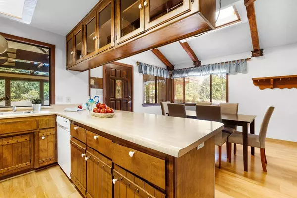 8248 Catalpa DR, Citrus Heights, CA 95610