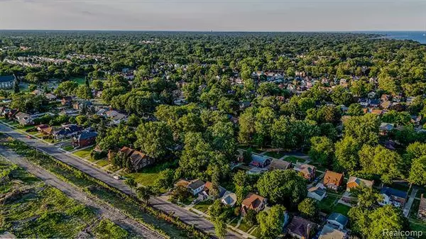 264 LENOX Street, Detroit, MI 48215