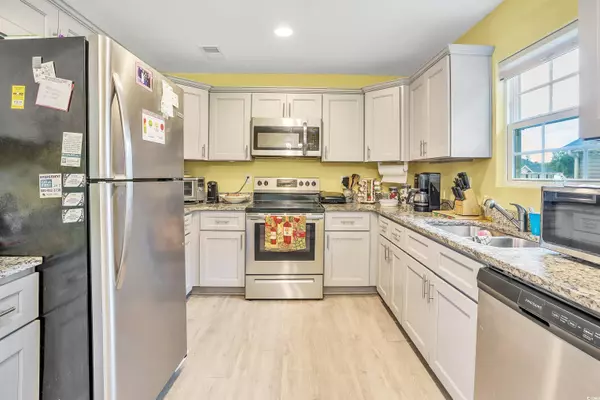 1800 Heirloom Dr., Conway, SC 29527