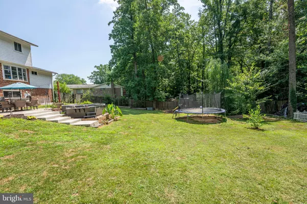 5631 EASTBOURNE DR, Springfield, VA 22151