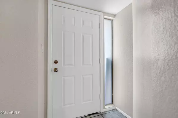 9223 N 47TH Court, Glendale, AZ 85302