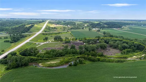 2430 Highway 169 Highway, Winterset, IA 50273