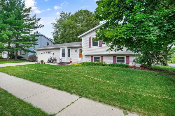 3125 Silverton Trail, Madison, WI 53719
