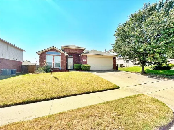 304 Kennedy Drive, Crowley, TX 76036