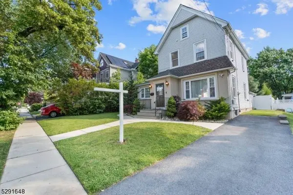 158 Washington Pl, Hasbrouck Heights Boro, NJ 07604