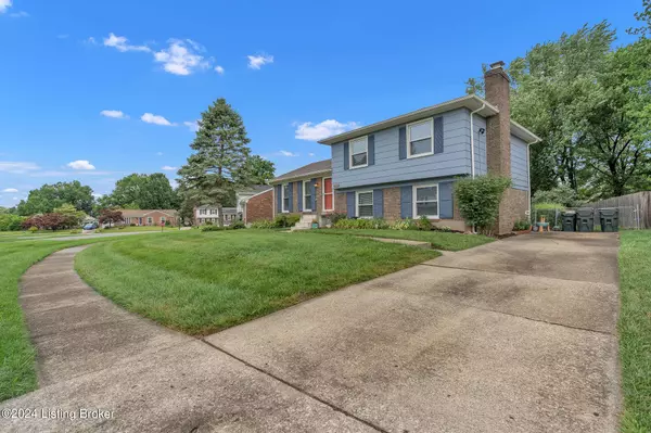 9203 Auburn Ave, Louisville, KY 40299