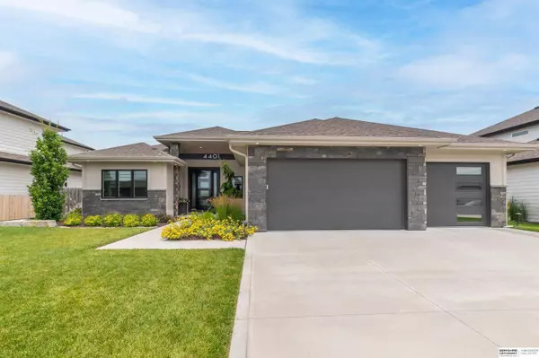 4401 George Miller Parkway, Omaha, NE 68022