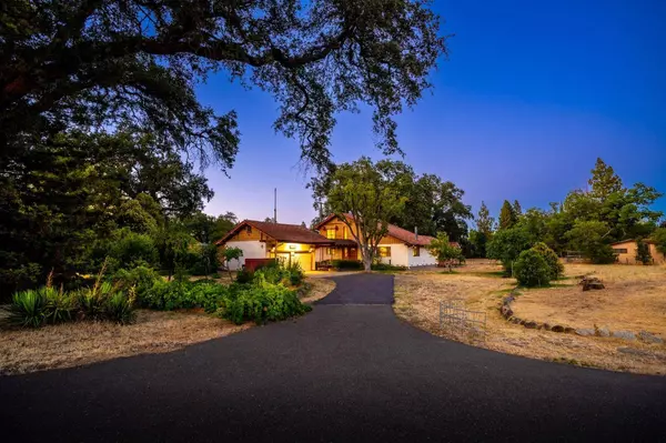 8248 Catalpa DR, Citrus Heights, CA 95610