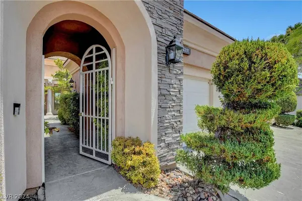 2850 Peaceful Grove Street, Las Vegas, NV 89135