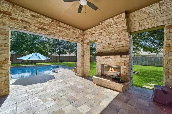 17707 Safe Haven DR, Cypress, TX 77433