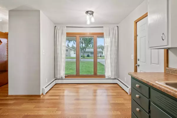 1105 Broadway AVE S, Sauk Rapids, MN 56379