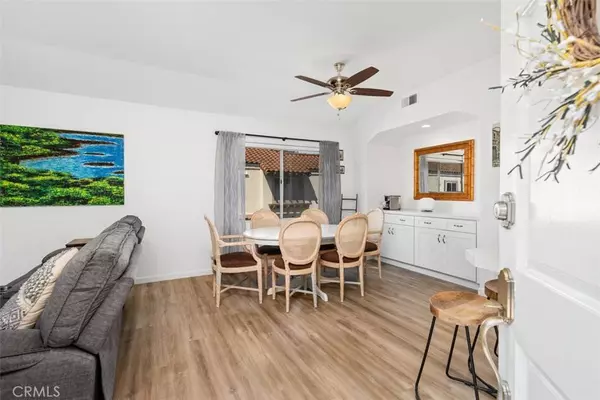 82 Brisa Del Lago, Rancho Santa Margarita, CA 92688