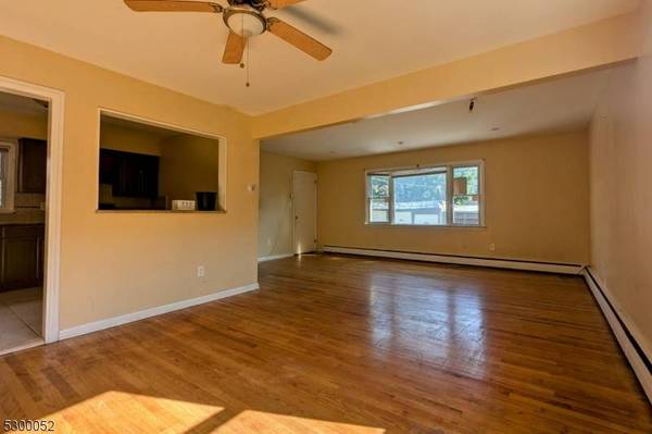 385 16Th Ave, Irvington Twp., NJ 07111