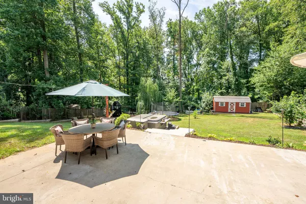 5631 EASTBOURNE DR, Springfield, VA 22151