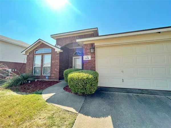 304 Kennedy Drive, Crowley, TX 76036