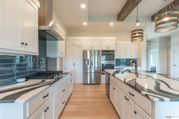 4401 George Miller Parkway, Omaha, NE 68022