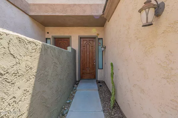 3850 E McDowell Road #114, Phoenix, AZ 85008