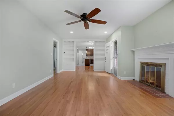 8394 Clarksville Road, Russellville, KY 42276