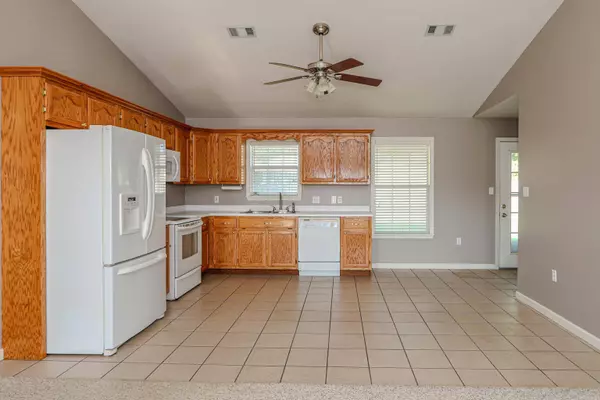 1902 S 10TH Street, Paragould, AR 72450