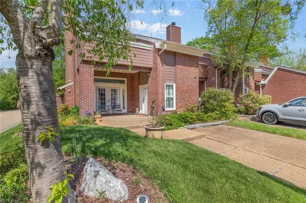 368 Pender CT, Norfolk, VA 23517