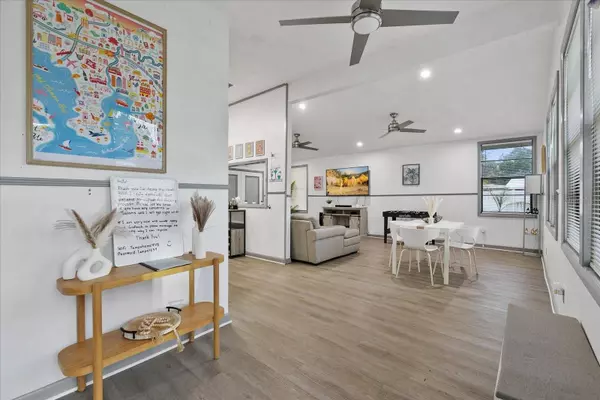 4518 W CLIFTON ST, Tampa, FL 33614