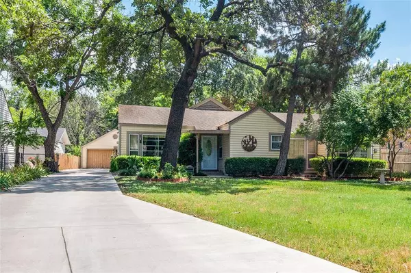 4931 Black Oak Lane, River Oaks, TX 76114