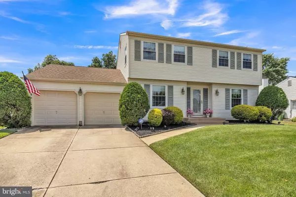 150 COUNTRY FARMS RD, Marlton, NJ 08053