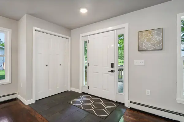 210 Center Avenue, Mount Horeb, WI 53572