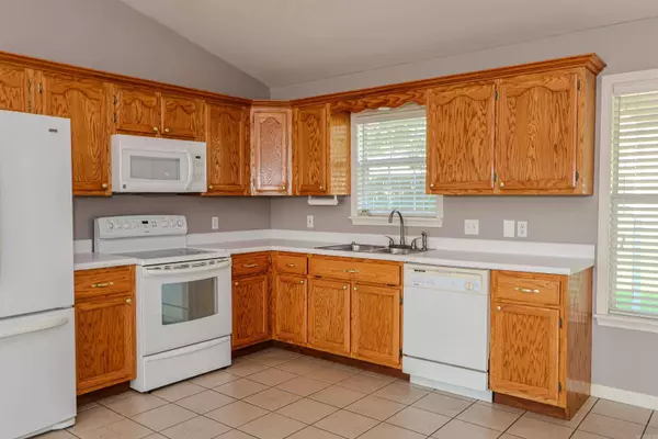 1902 S 10TH Street, Paragould, AR 72450