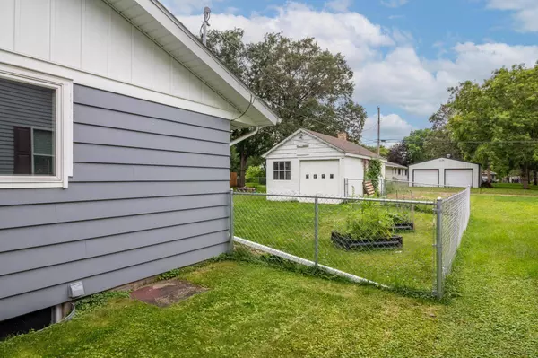 1105 Broadway AVE S, Sauk Rapids, MN 56379