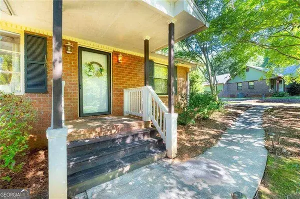 130 Knob Lick DR, Athens, GA 30605