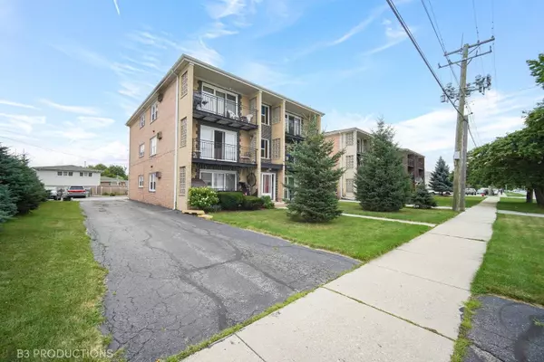 8129 S Roberts Road, Bridgeview, IL 60455