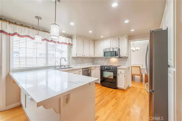 7832 Denise CIR, La Palma, CA 90623