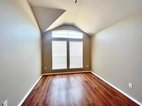 304 Kennedy Drive, Crowley, TX 76036